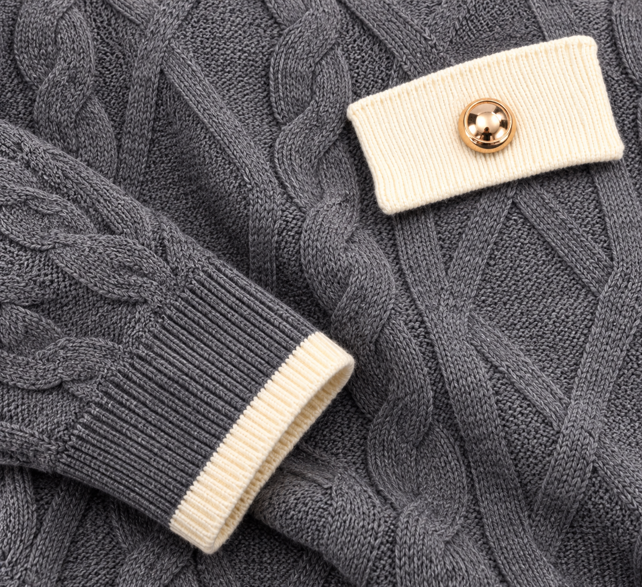 Cardigan donna a trecce con bottoni gioiello bicolore - Art. 716841220 - immagine 2